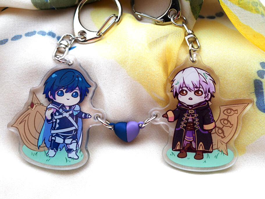 2.5" charms with magnetic heart attachements